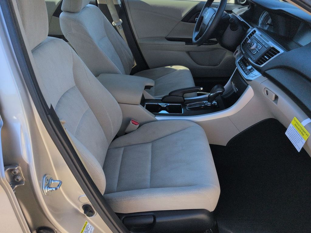 Thumbnail: 2013 Honda Accord - 30