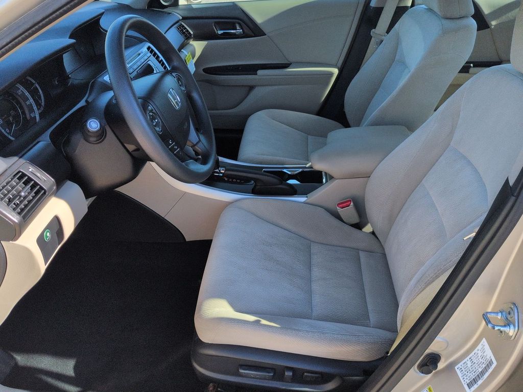 Thumbnail: 2013 Honda Accord - 9