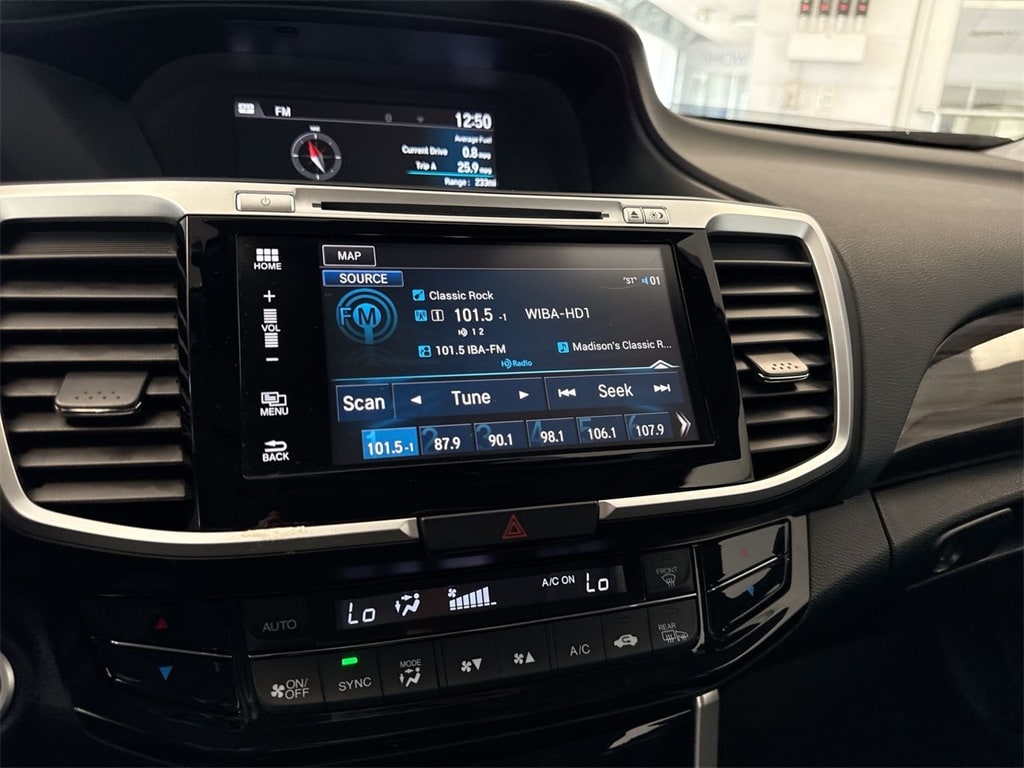 Thumbnail: 2016 Honda Accord - 35