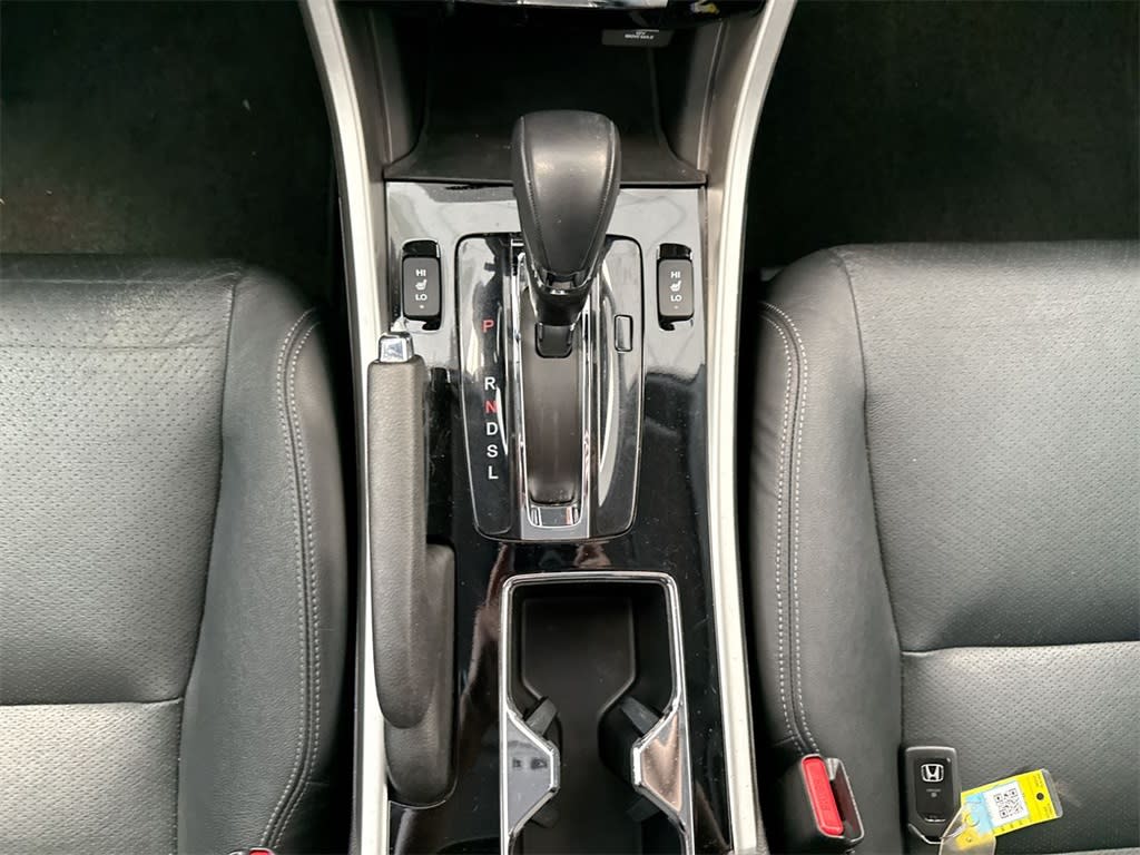 Thumbnail: 2016 Honda Accord - 17