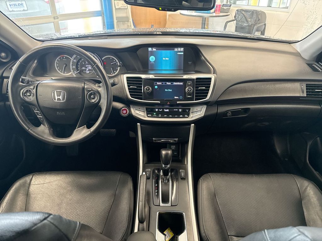 Thumbnail: 2013 Honda Accord - 9