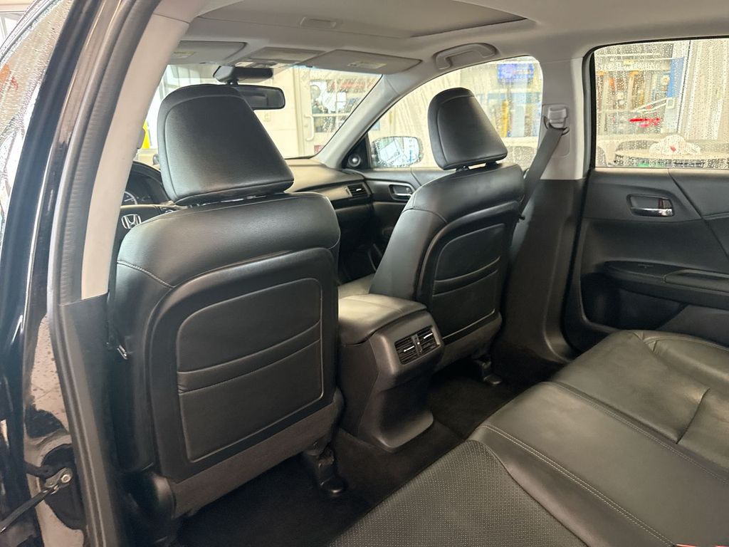 Thumbnail: 2013 Honda Accord - 12