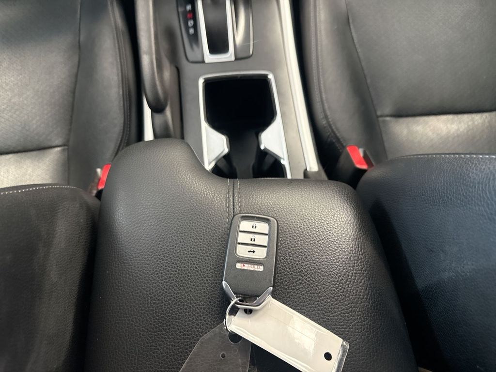 Thumbnail: 2013 Honda Accord - 37