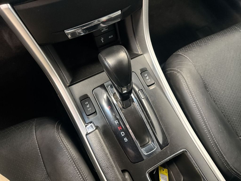 Thumbnail: 2013 Honda Accord - 16