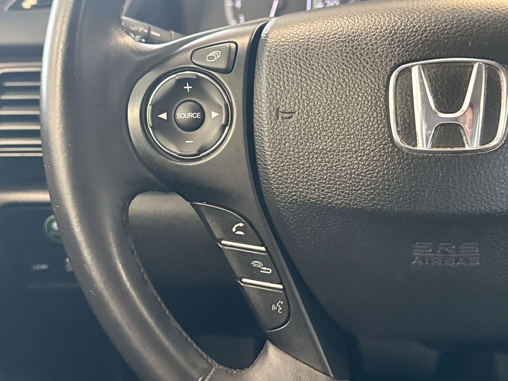 Thumbnail: 2013 Honda Accord - 31