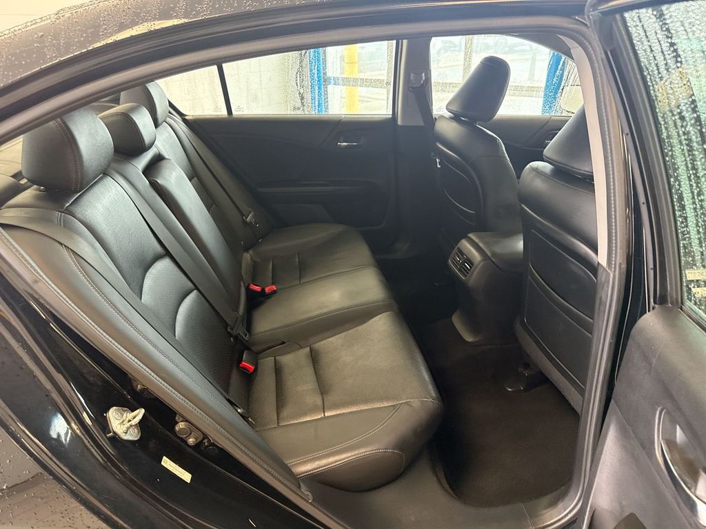 Thumbnail: 2013 Honda Accord - 30