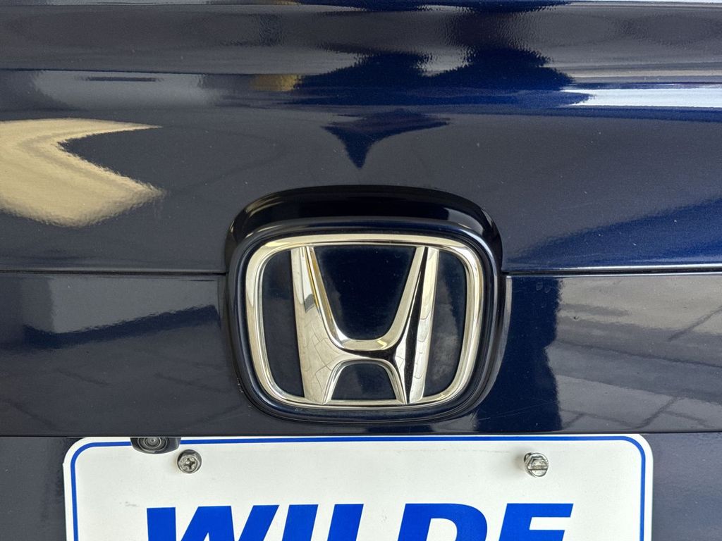 Thumbnail: 2019 Honda Accord - 26