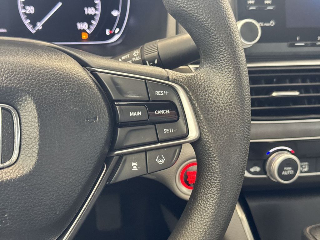 Thumbnail: 2019 Honda Accord - 31