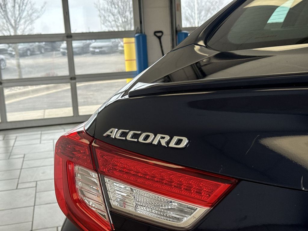 Thumbnail: 2019 Honda Accord - 7