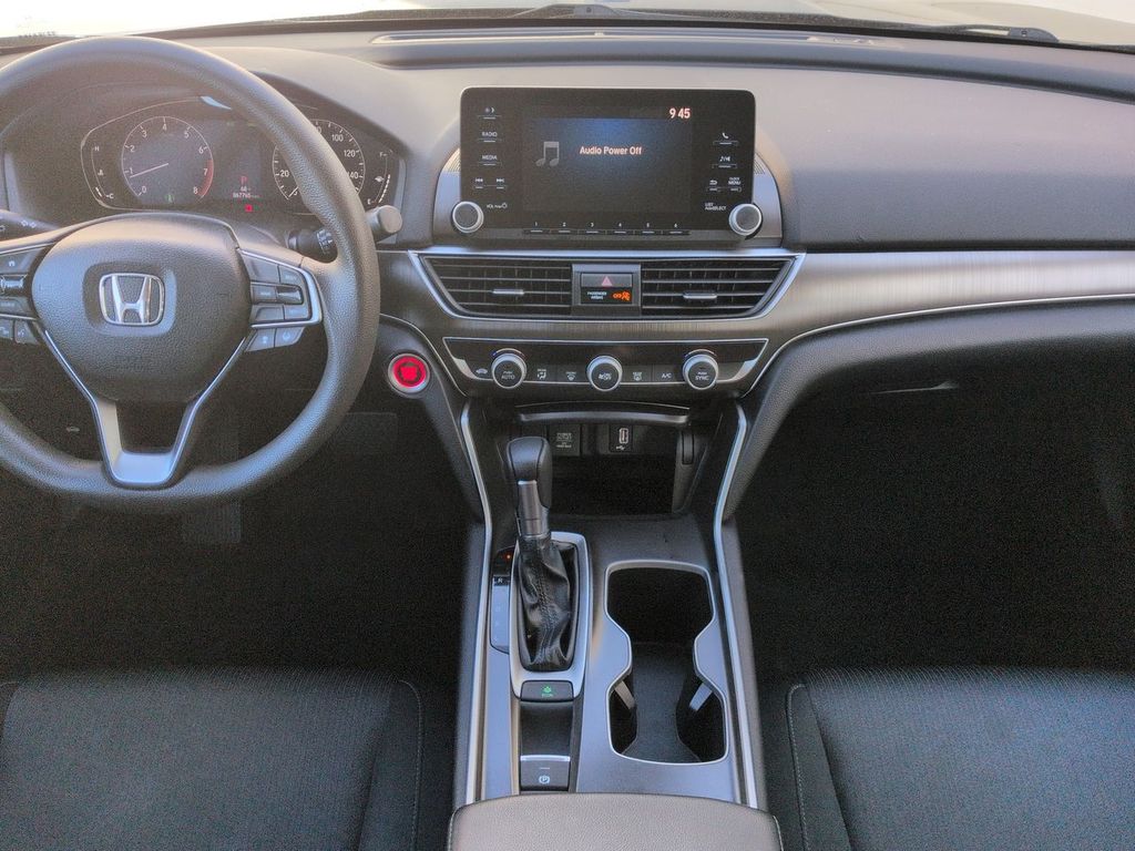 Thumbnail: 2018 Honda Accord - 9