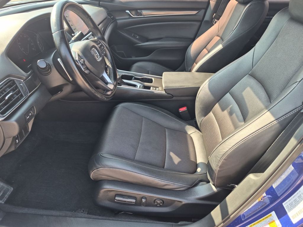 Thumbnail: 2020 Honda Accord - 10