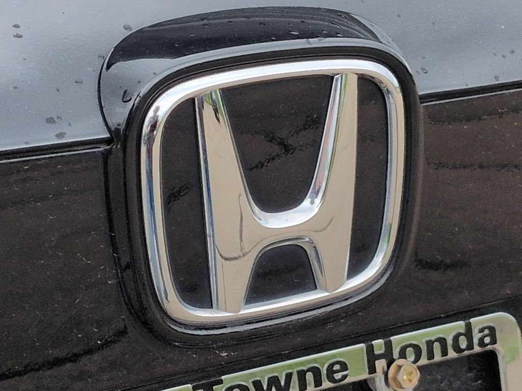 Thumbnail: 2022 Honda Accord - 6