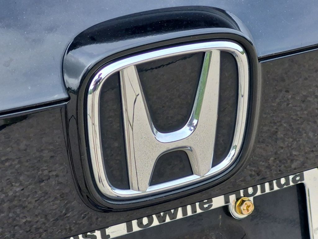 Thumbnail: 2018 Honda Accord - 24