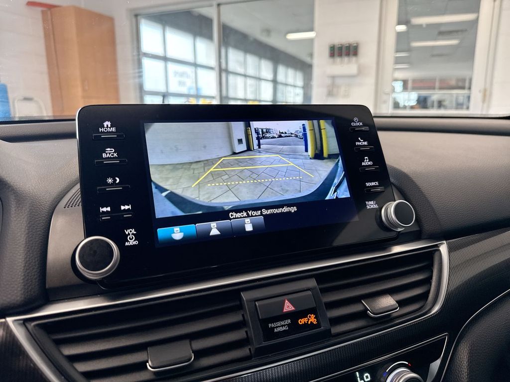 Thumbnail: 2022 Honda Accord - 14