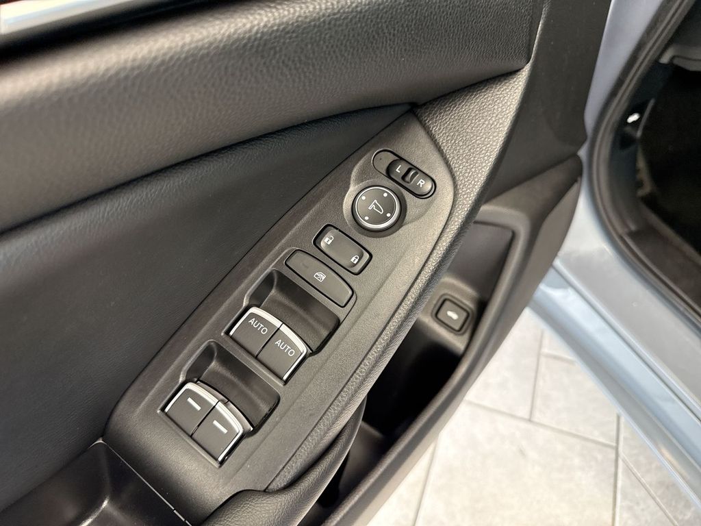 Thumbnail: 2022 Honda Accord - 27