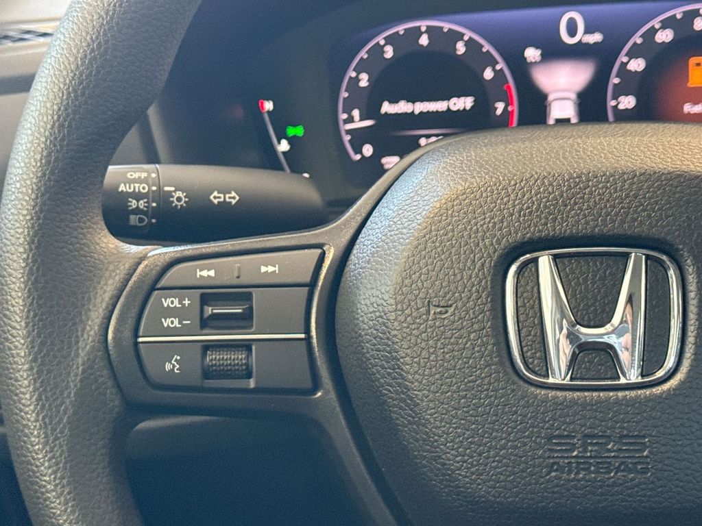 Thumbnail: 2025 Honda Accord - 21