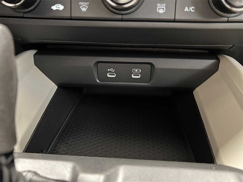 Thumbnail: 2025 Honda Accord - 14