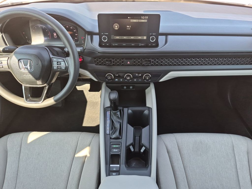 Thumbnail: 2025 Honda Accord - 9