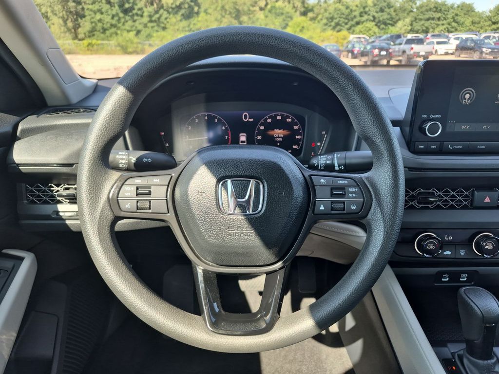 Thumbnail: 2025 Honda Accord - 13