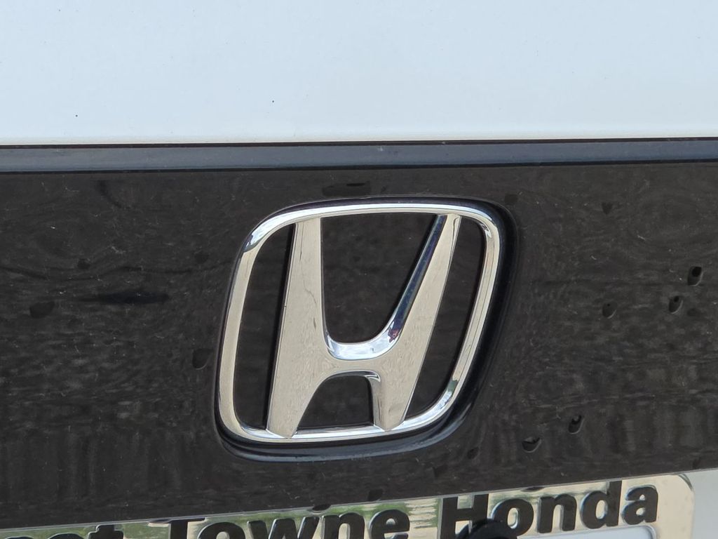 Thumbnail: 2023 Honda Accord - 6