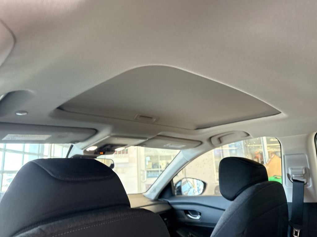 Thumbnail: 2025 Honda Accord - 26