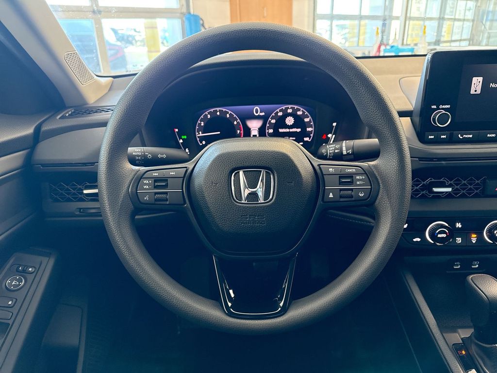 Thumbnail: 2025 Honda Accord - 14