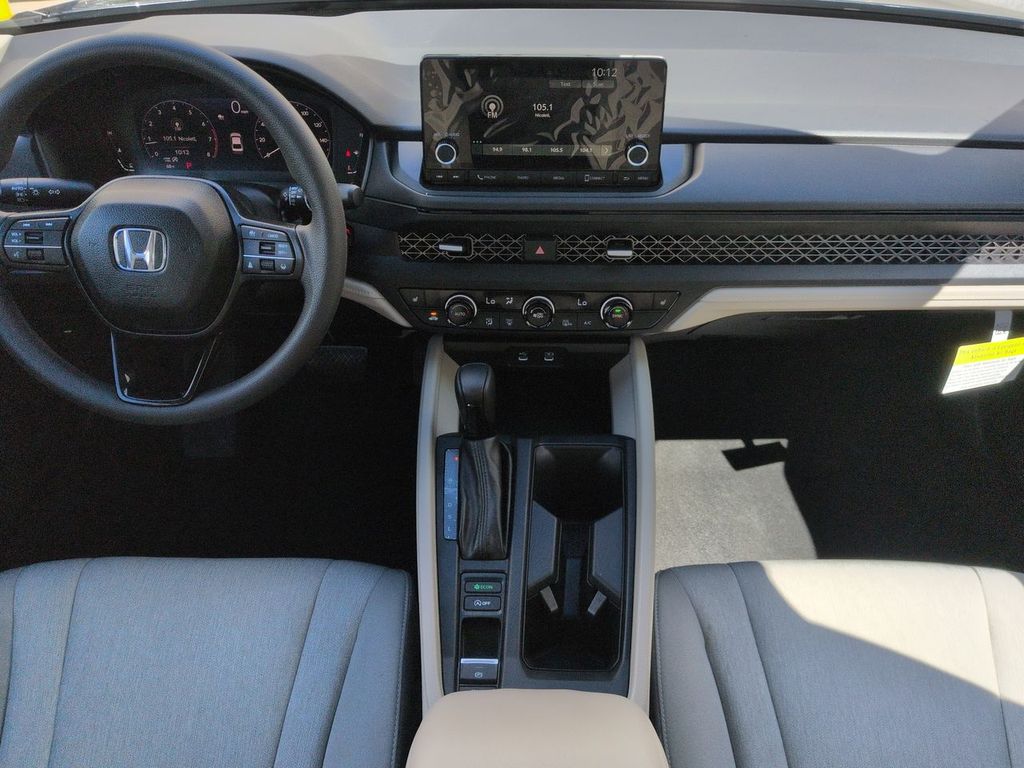 Thumbnail: 2025 Honda Accord - 9
