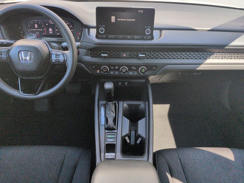 Thumbnail: 2025 Honda Accord - 9