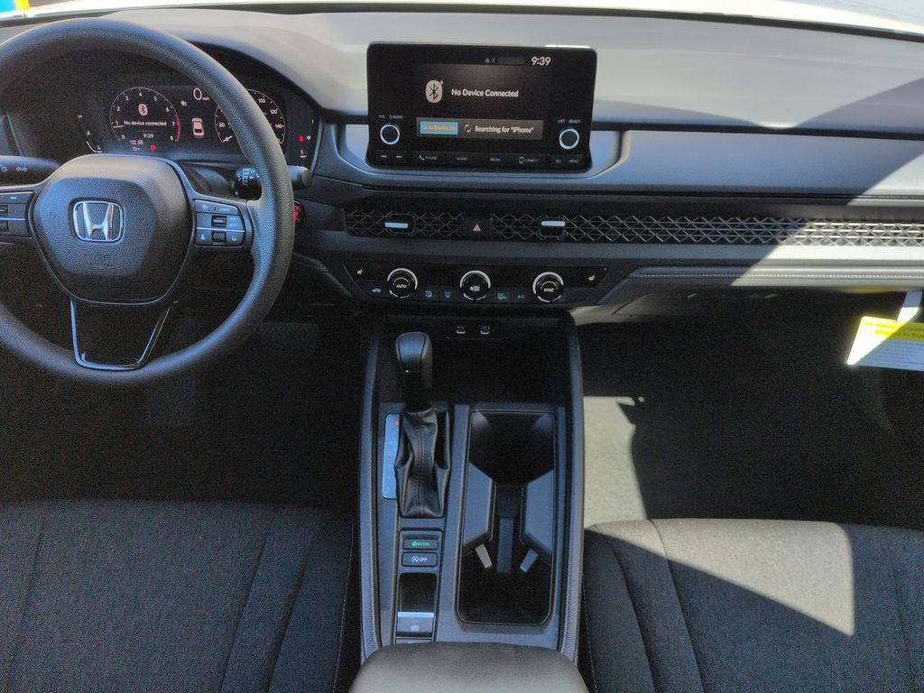 Thumbnail: 2025 Honda Accord - 9