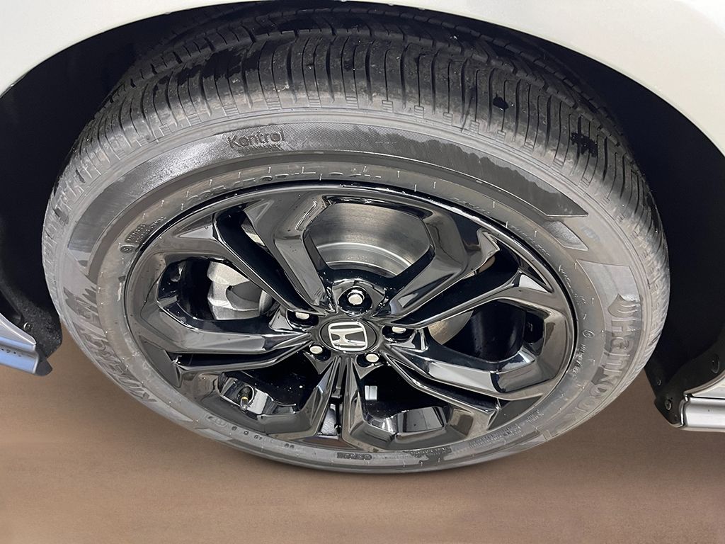 Thumbnail: 2025 Honda Accord - 9