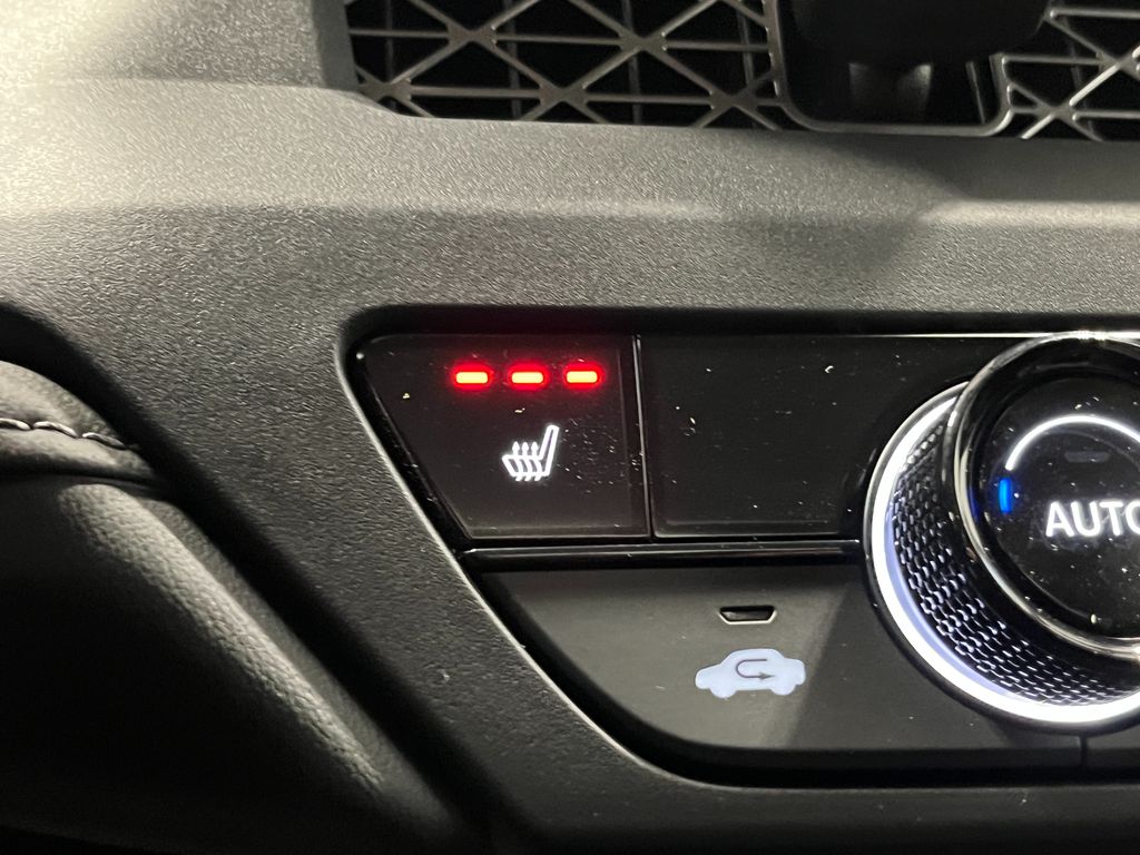 Thumbnail: 2025 Honda Accord - 24