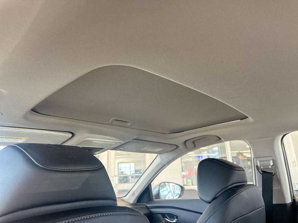 Thumbnail: 2023 Honda Accord - 27