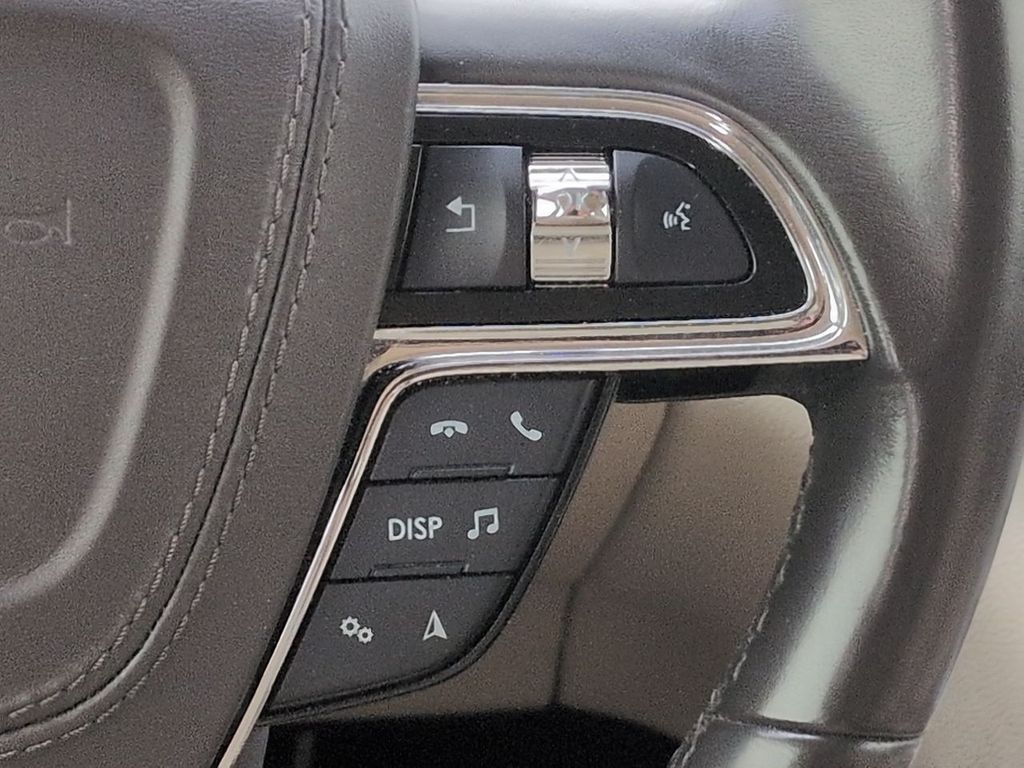 Thumbnail: 2019 Lincoln Continental - 29