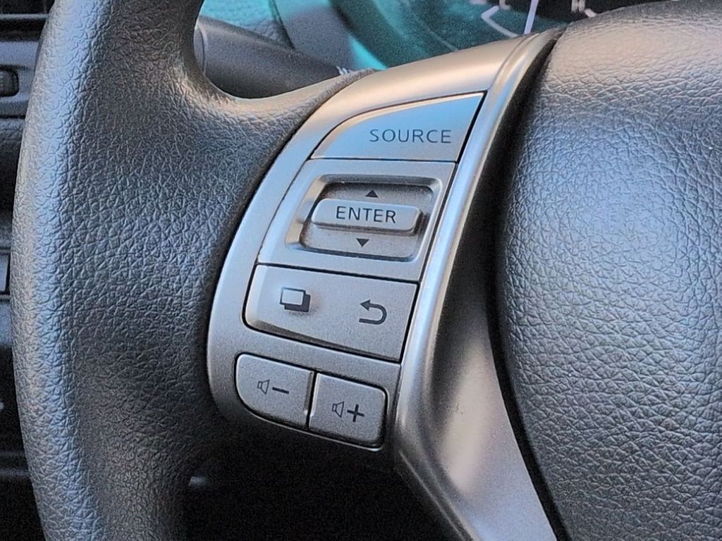 Thumbnail: 2013 Nissan Altima - 28