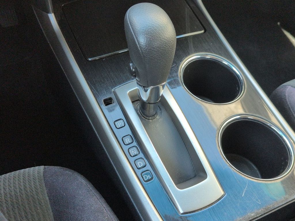 Thumbnail: 2013 Nissan Altima - 33