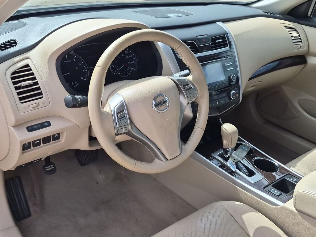Thumbnail: 2013 Nissan Altima - 2