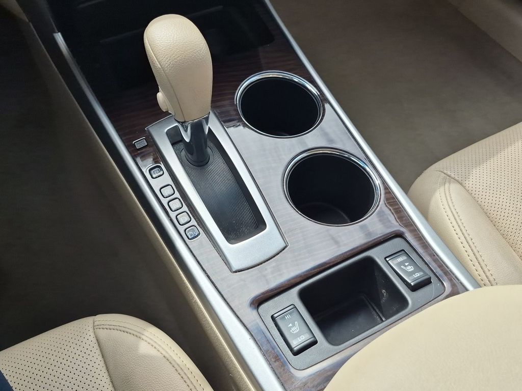 Thumbnail: 2013 Nissan Altima - 33