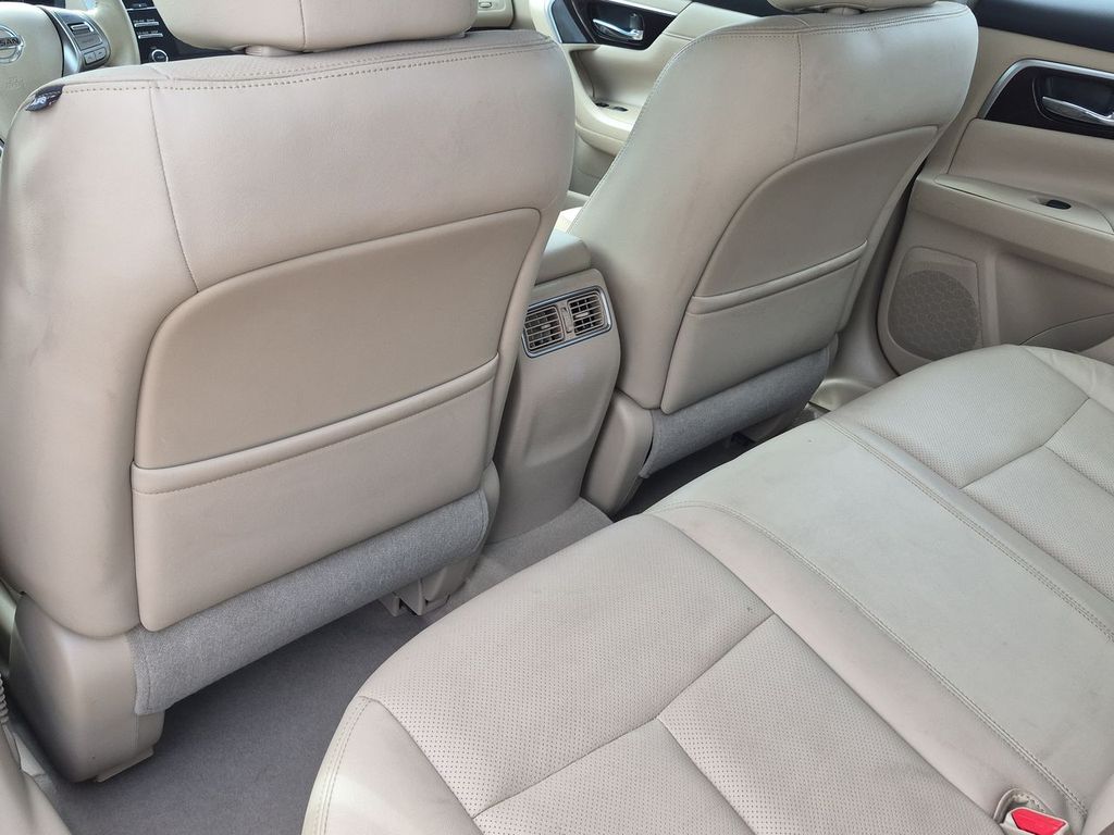 Thumbnail: 2013 Nissan Altima - 12