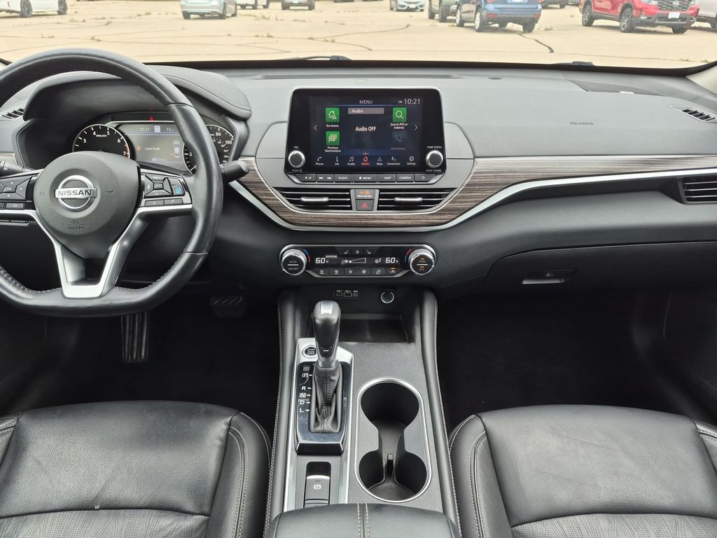 Thumbnail: 2019 Nissan Altima - 9