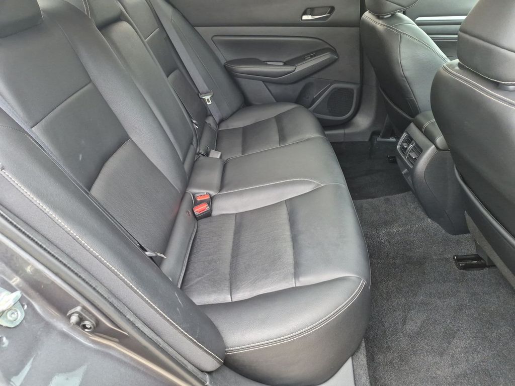 Thumbnail: 2019 Nissan Altima - 29