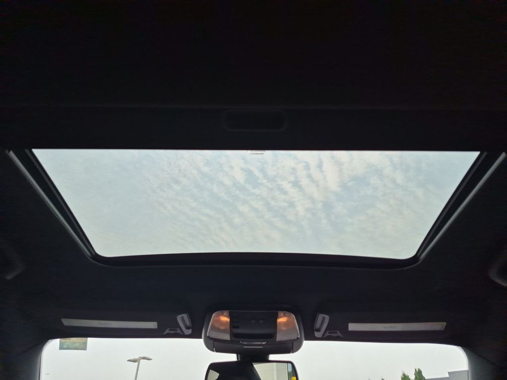 Thumbnail: 2022 Dodge Charger - 29