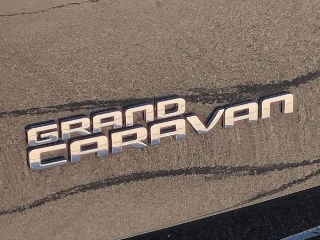 Thumbnail: 2020 Dodge Grand Caravan - 25