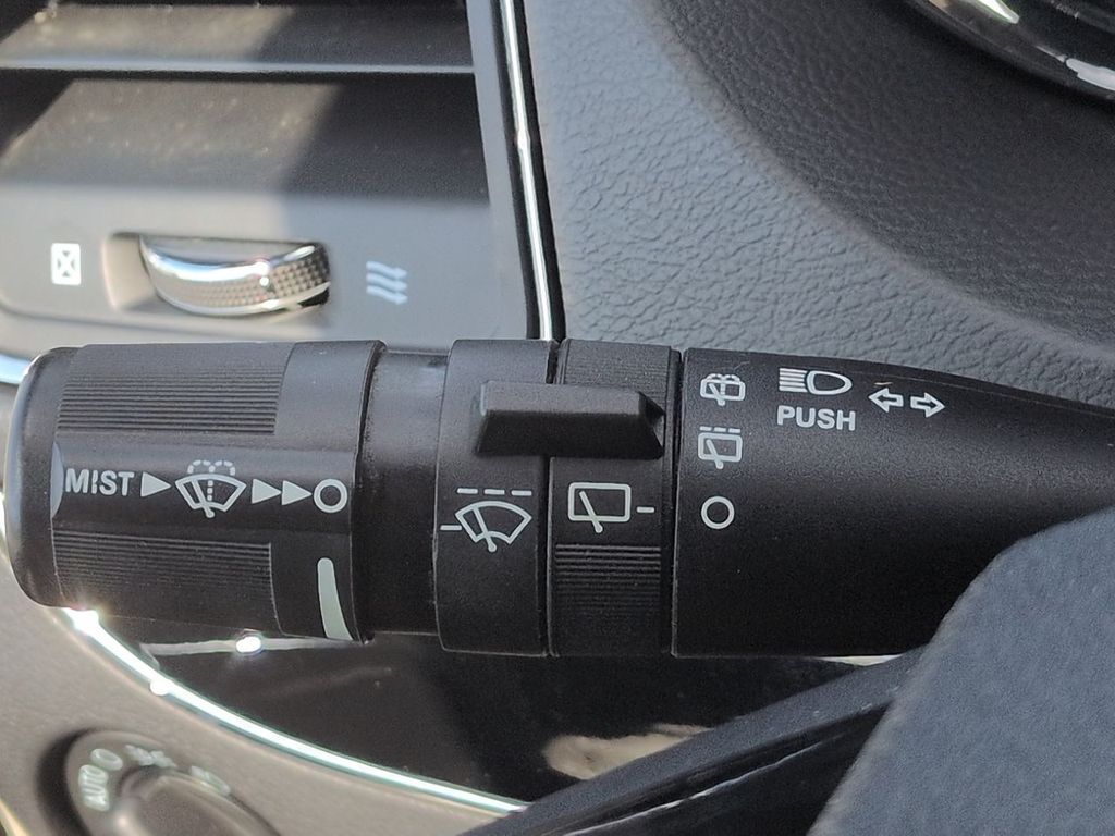 Thumbnail: 2014 Dodge Grand Caravan - 33