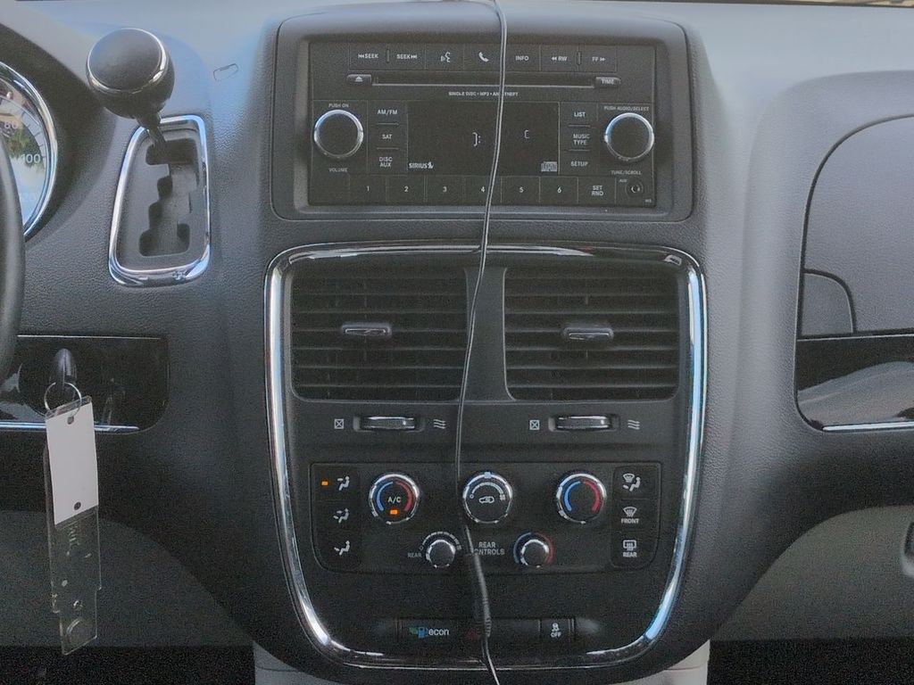 Thumbnail: 2014 Dodge Grand Caravan - 13