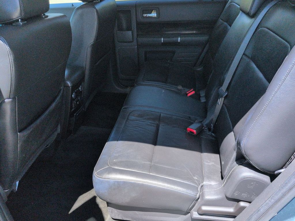 Thumbnail: 2016 Ford Flex - 28