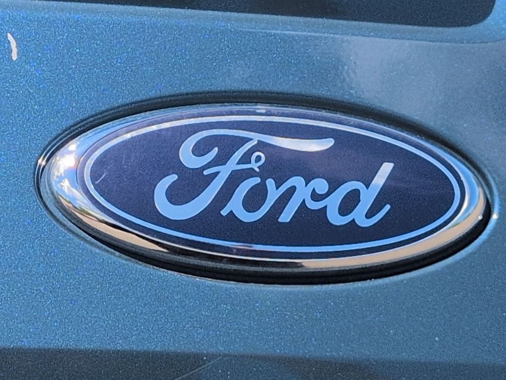 Thumbnail: 2016 Ford Flex - 7
