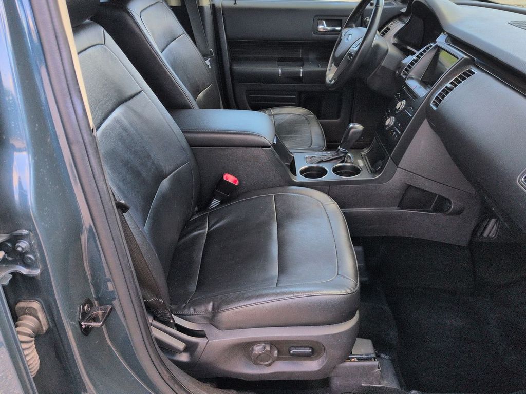 Thumbnail: 2016 Ford Flex - 11