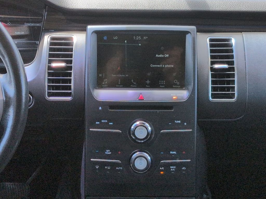 Thumbnail: 2016 Ford Flex - 15