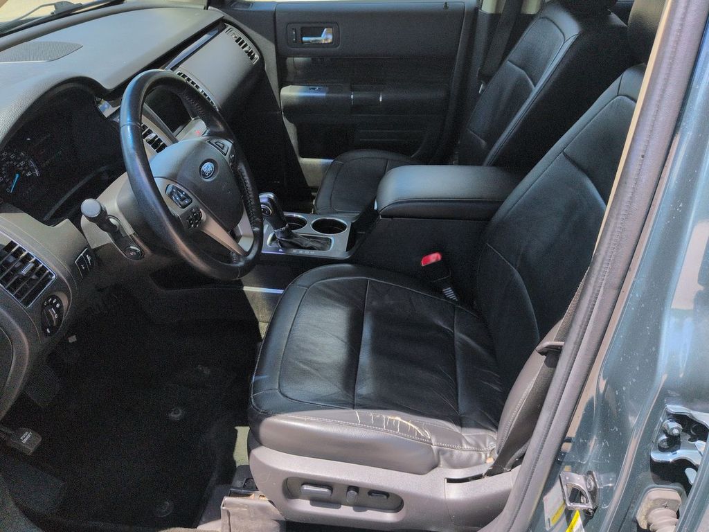Thumbnail: 2016 Ford Flex - 10
