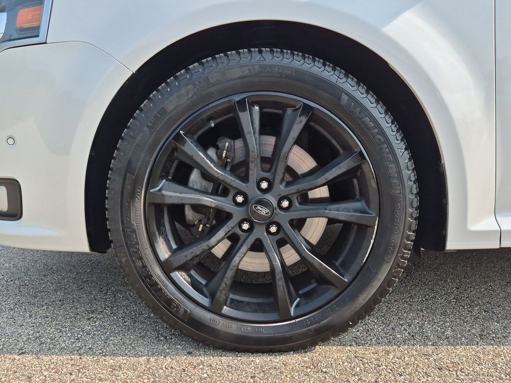 Thumbnail: 2019 Ford Flex - 8